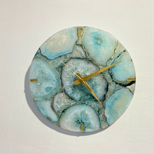 Exquisite Handcrafted Mother of Pearl Round Wall Clock with an Elegant and Timeless Design Perfect for Decorating Your Living Room or Office and Ideal for Gift Giving- Turquoise