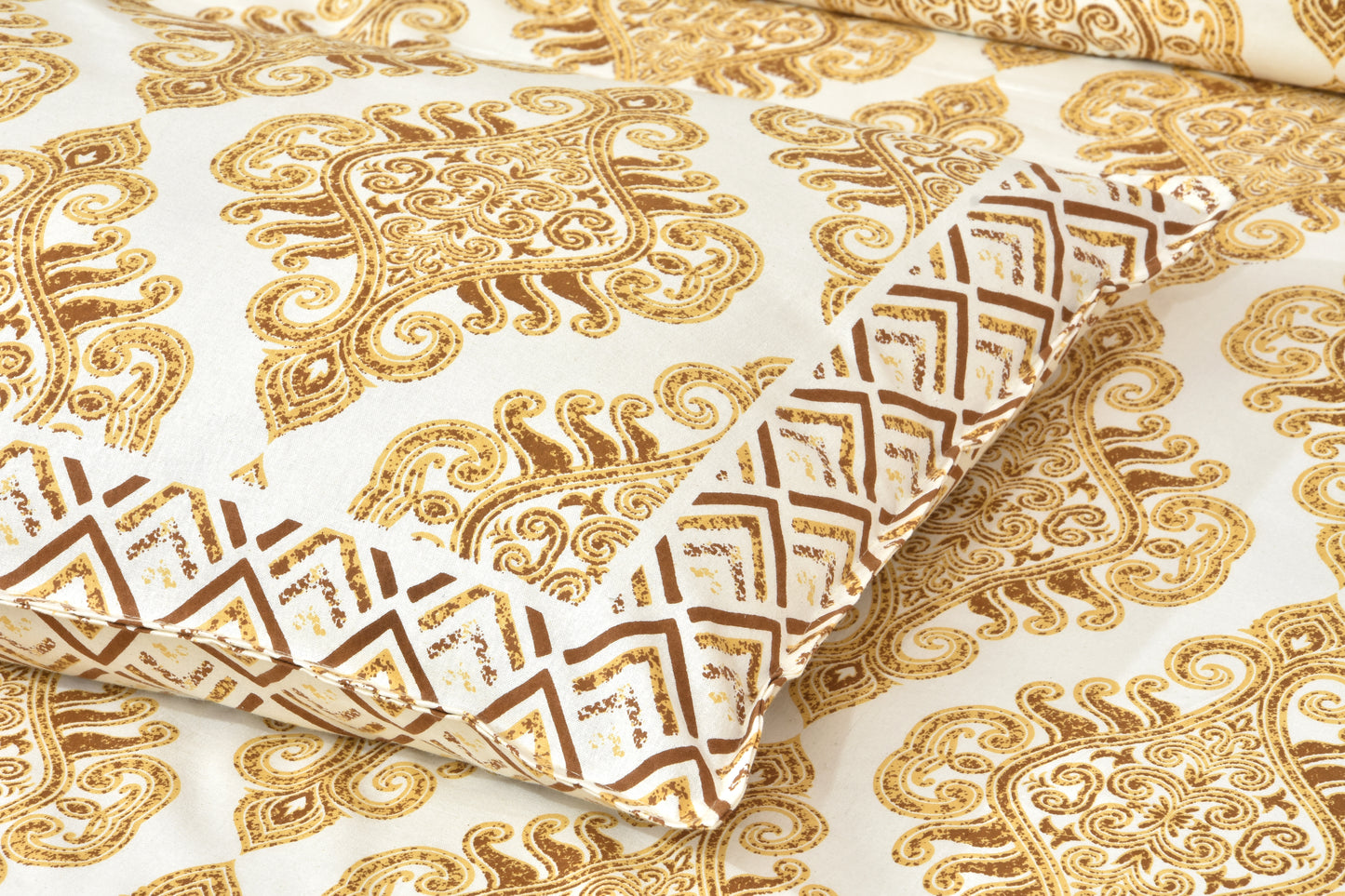 240 TC Cotton 100 % Pure Cotton Golden Color Zigzag Border Jaipuri BedSheet with 2 Pillow Covers