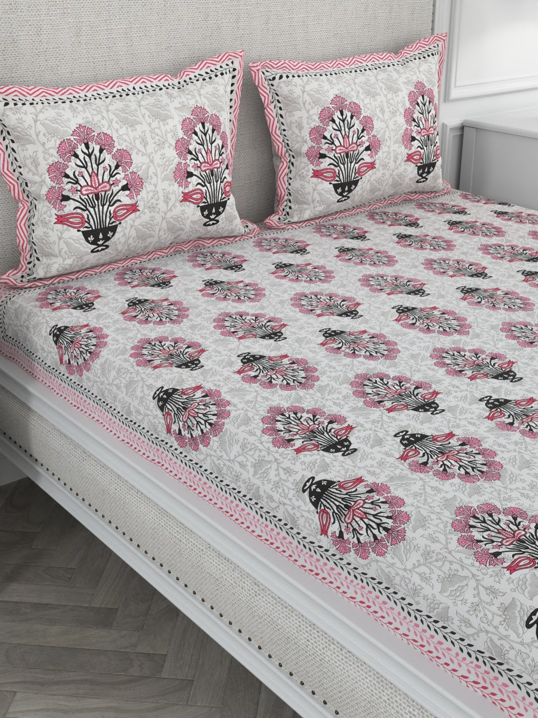 330 TC Inspiring Interiors Jaipuri Hand Printed Super King Size Double Bedsheet Made up of 100% Cotton fabric with two pillow covers._24