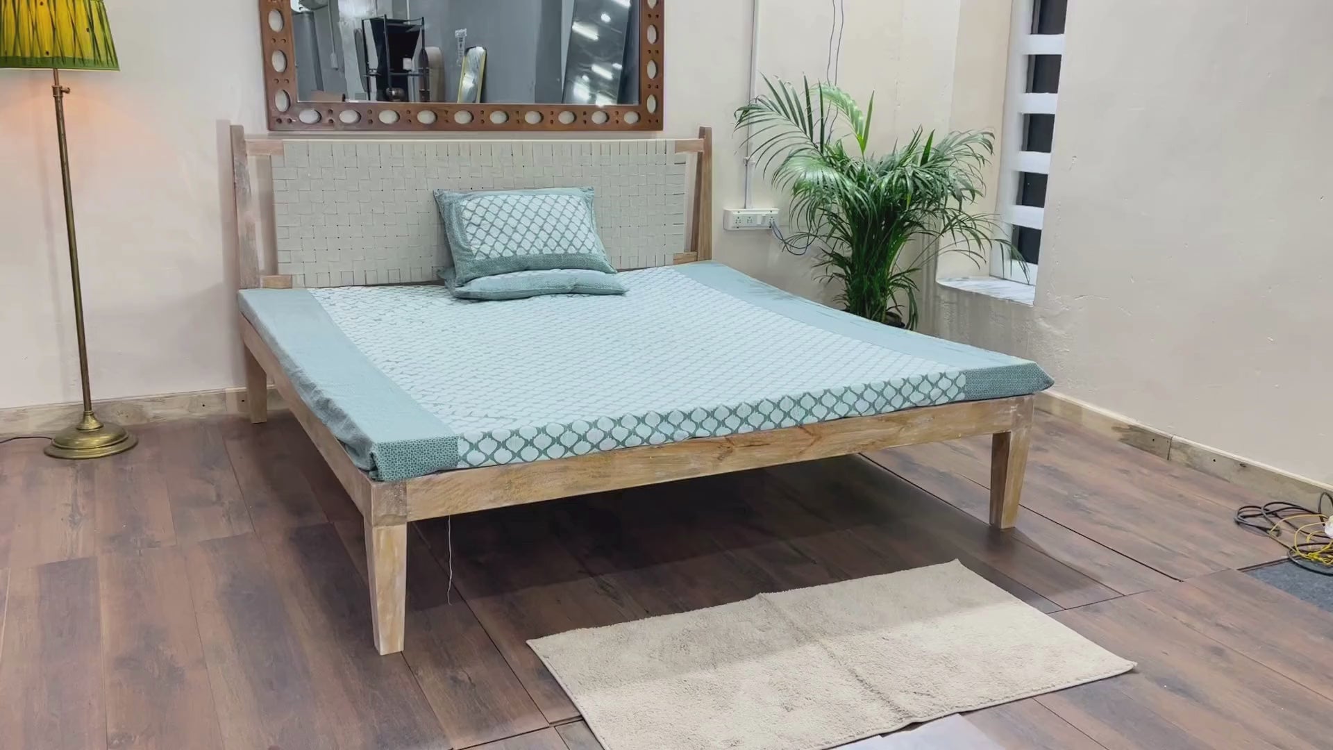 Namona 100% Solid Wood Bed